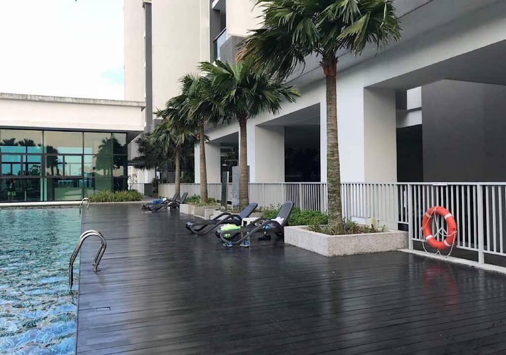 Skyloft Muslim Suite ยะโฮร์บาห์รู ภายนอก รูปภาพ