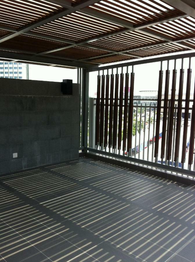 Skyloft Muslim Suite ยะโฮร์บาห์รู ภายนอก รูปภาพ