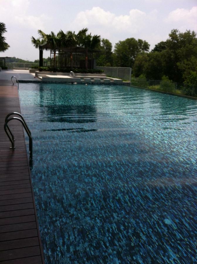 Skyloft Muslim Suite ยะโฮร์บาห์รู ภายนอก รูปภาพ