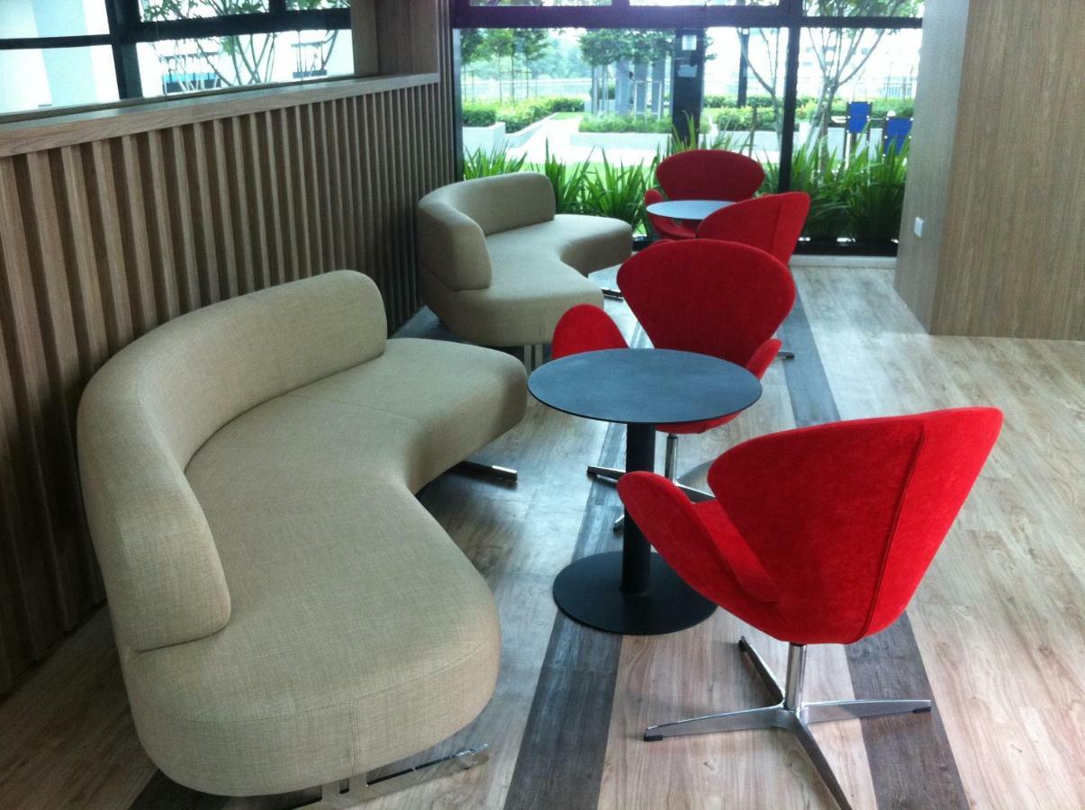 Skyloft Muslim Suite ยะโฮร์บาห์รู ภายนอก รูปภาพ